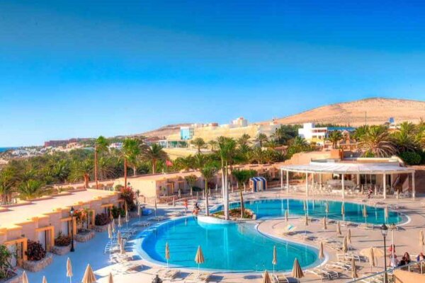 piscina-vista-lateral-sbh-monica-beach