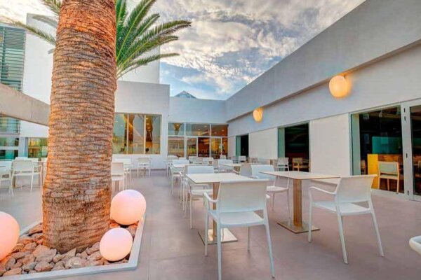 restaurante-exterior-sbh-monica-beach