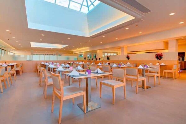 restaurante-mesas-sbh-monica-beach